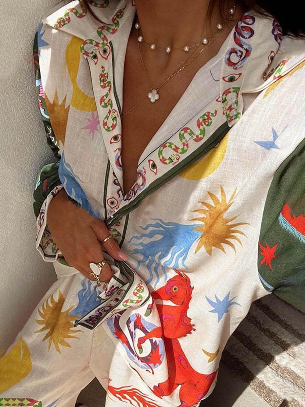 Set maglia a maniche lunghe con stampa unica e pantaloni con elastico in vita