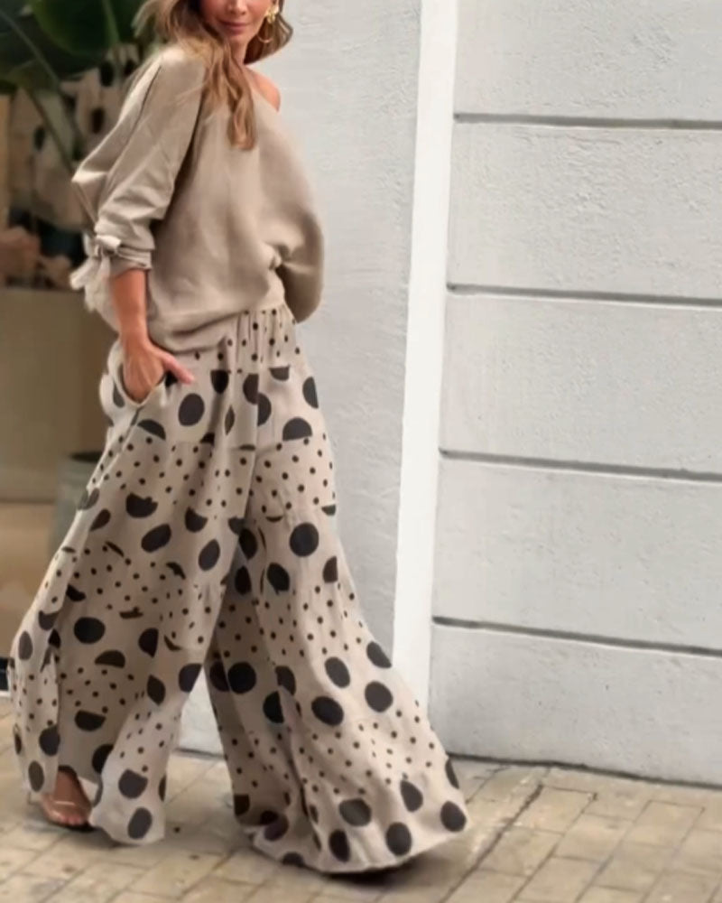 Casual Two-Piece Set with Off-the-Shoulder Top and Printed Pants