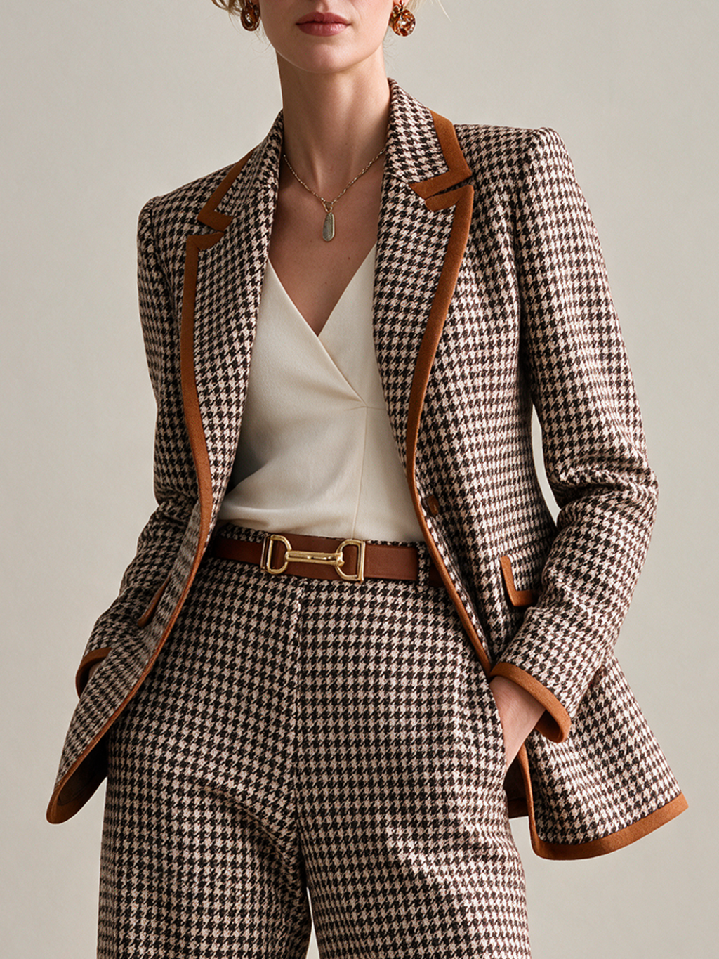 Elegant Brown Houndstooth Contrast-Trim Blazer