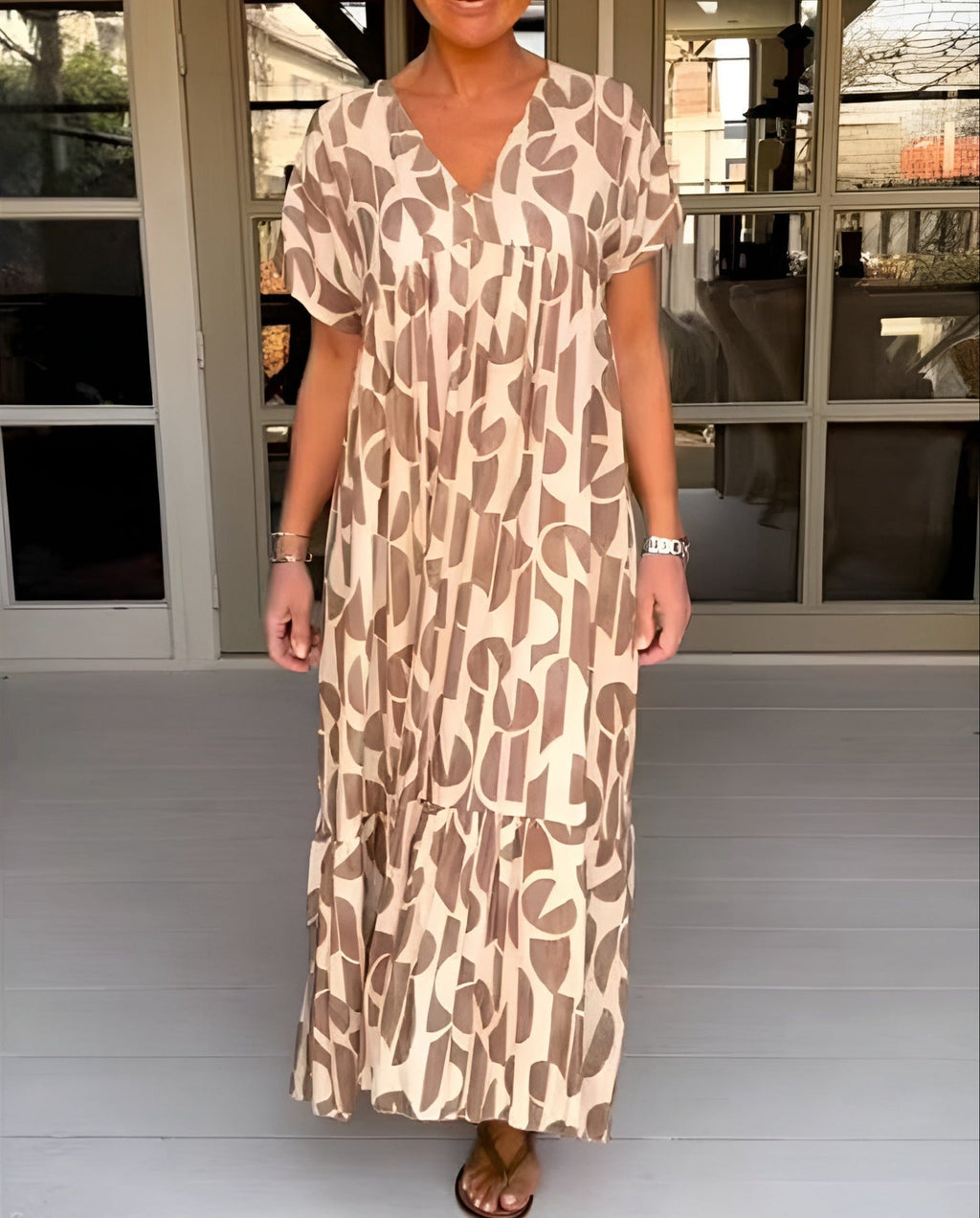 COLETTE | LOOSE DRESS WITH V - NECK - Rossis Family Boutique Miami