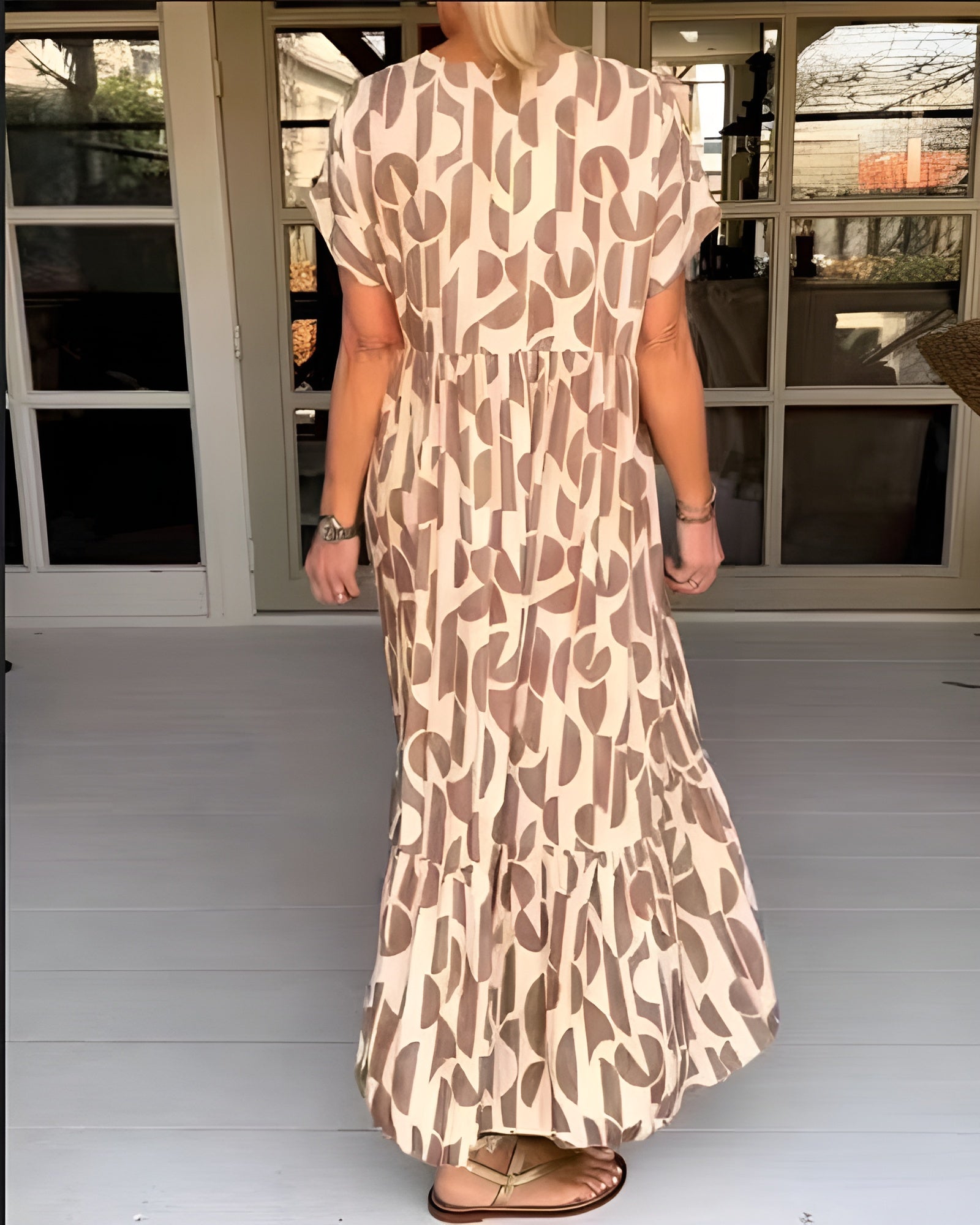 COLETTE | LOOSE DRESS WITH V - NECK - Rossis Family Boutique Miami