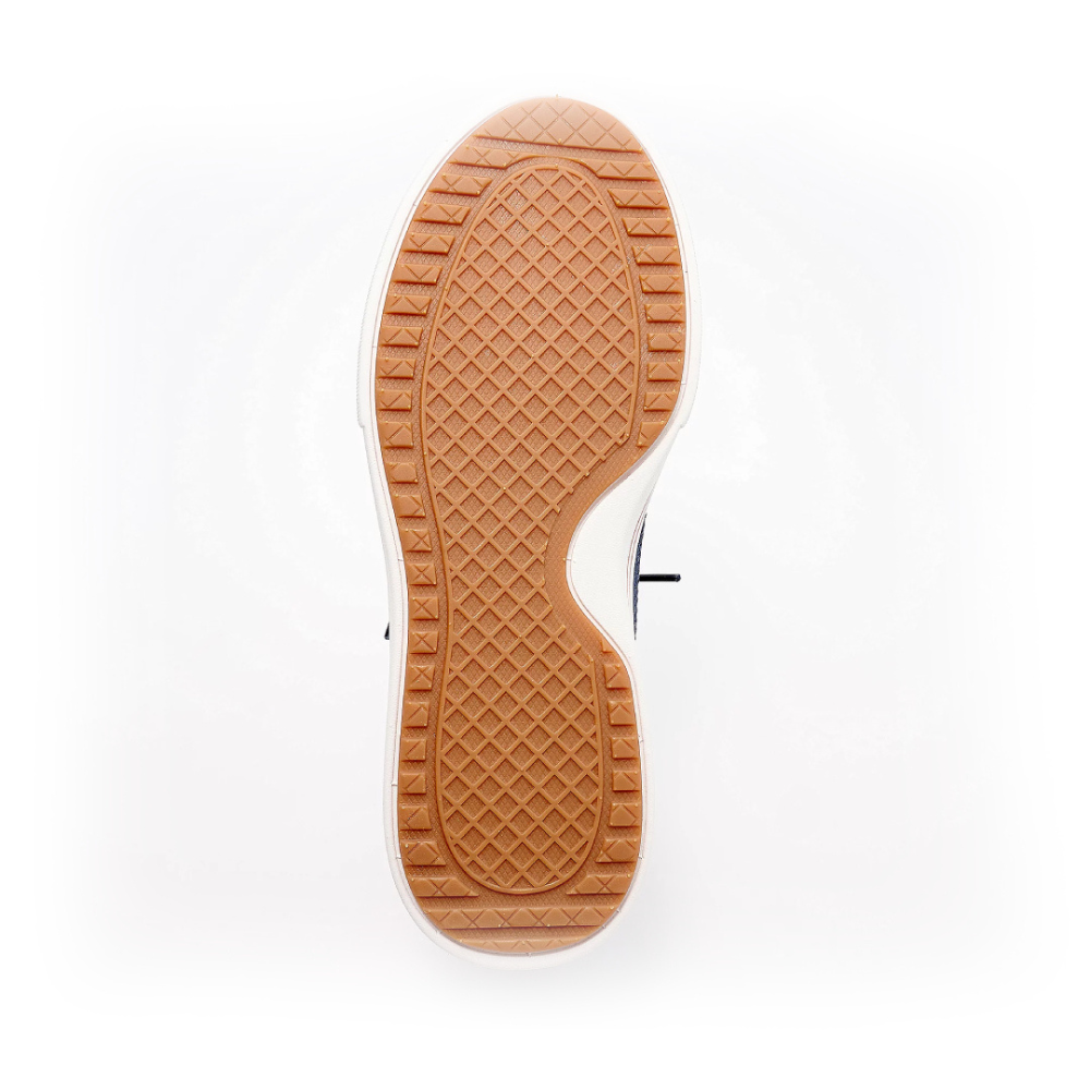 Côte D'Azur Sneakers – The Detail That Makes the Whole Look