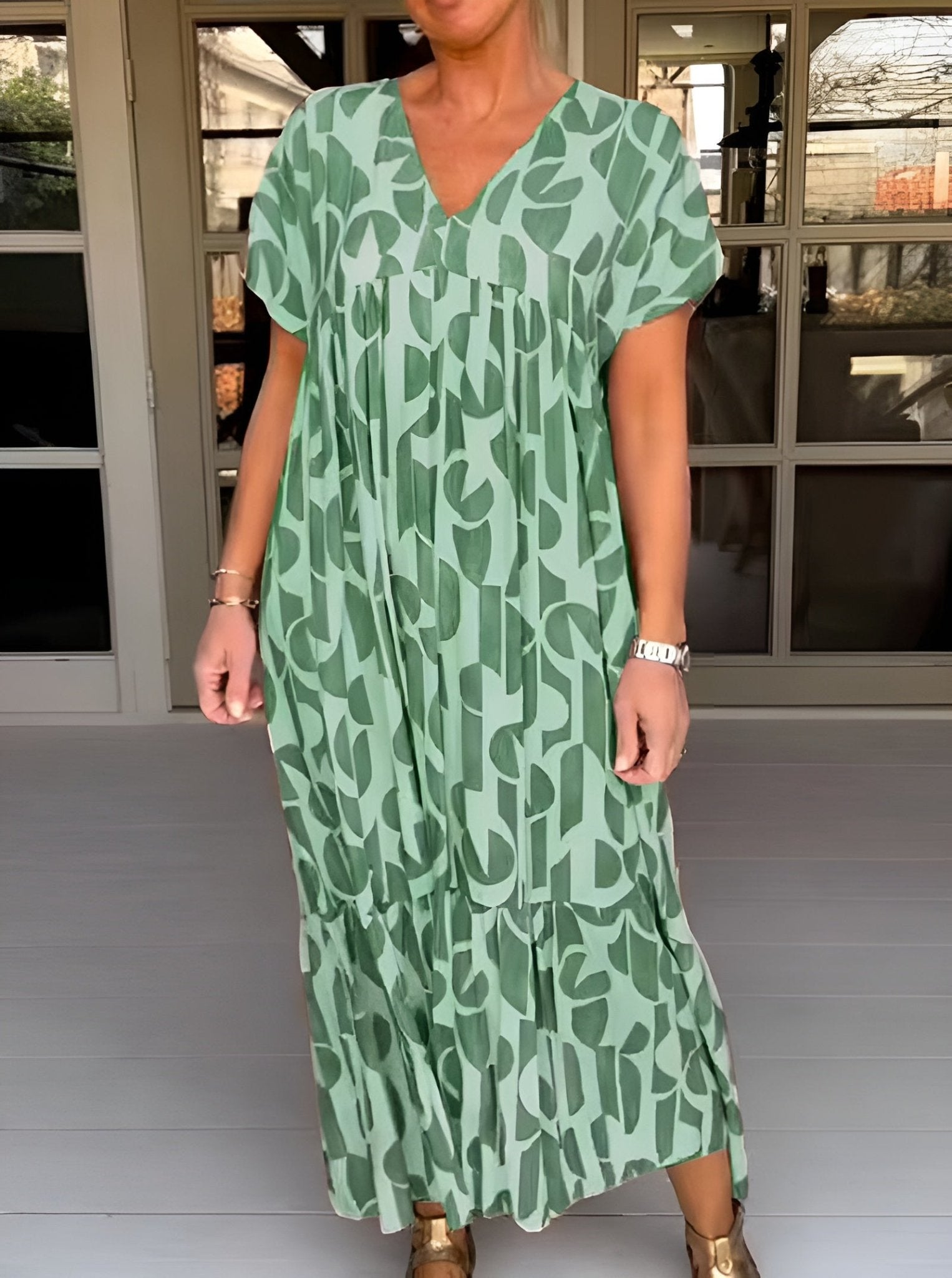 COLETTE | LOOSE DRESS WITH V - NECK - Rossis Family Boutique Miami
