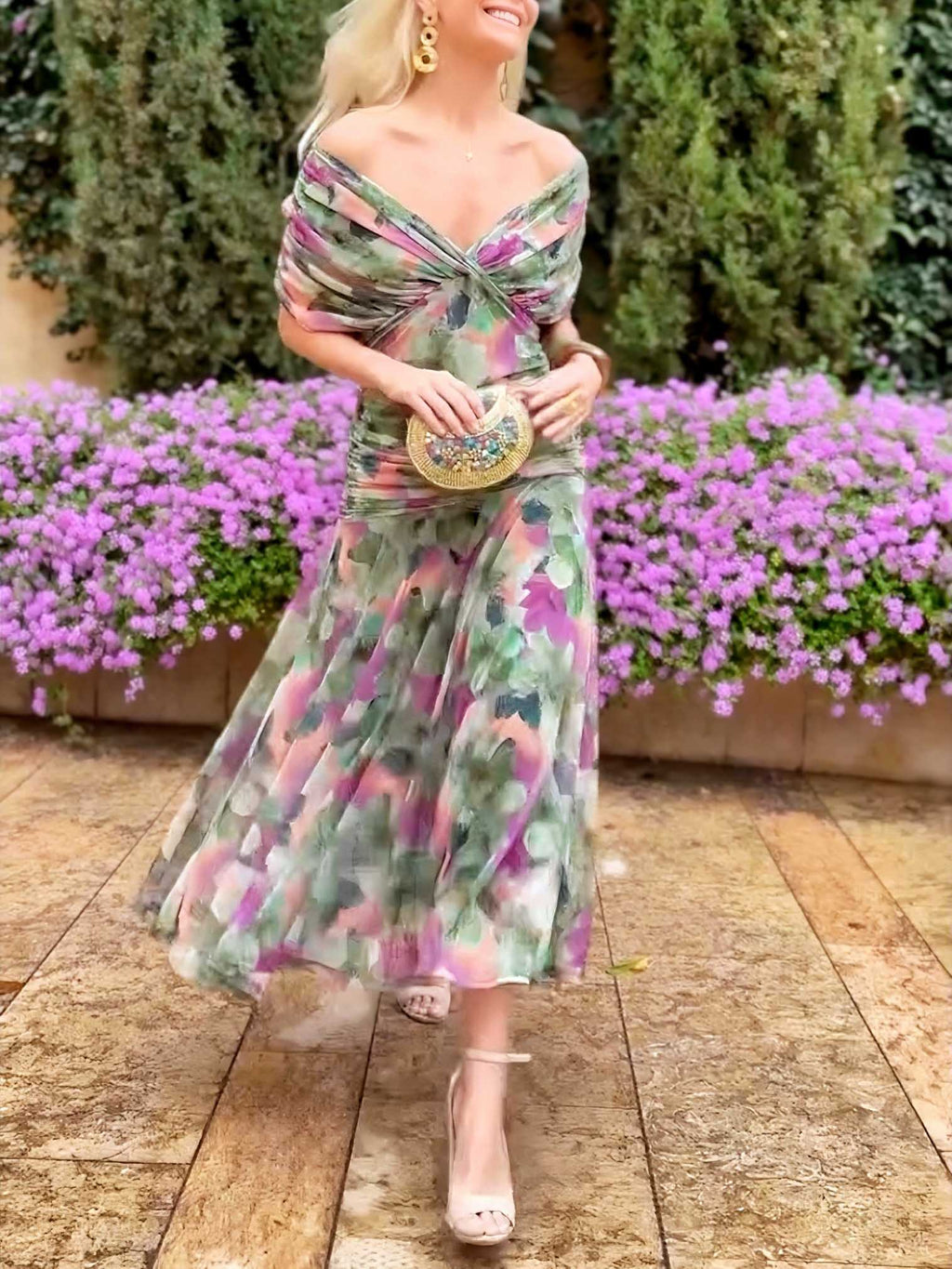 Elegant Party Maxi Dress with Painted Fantasy Floral Print V-Neck