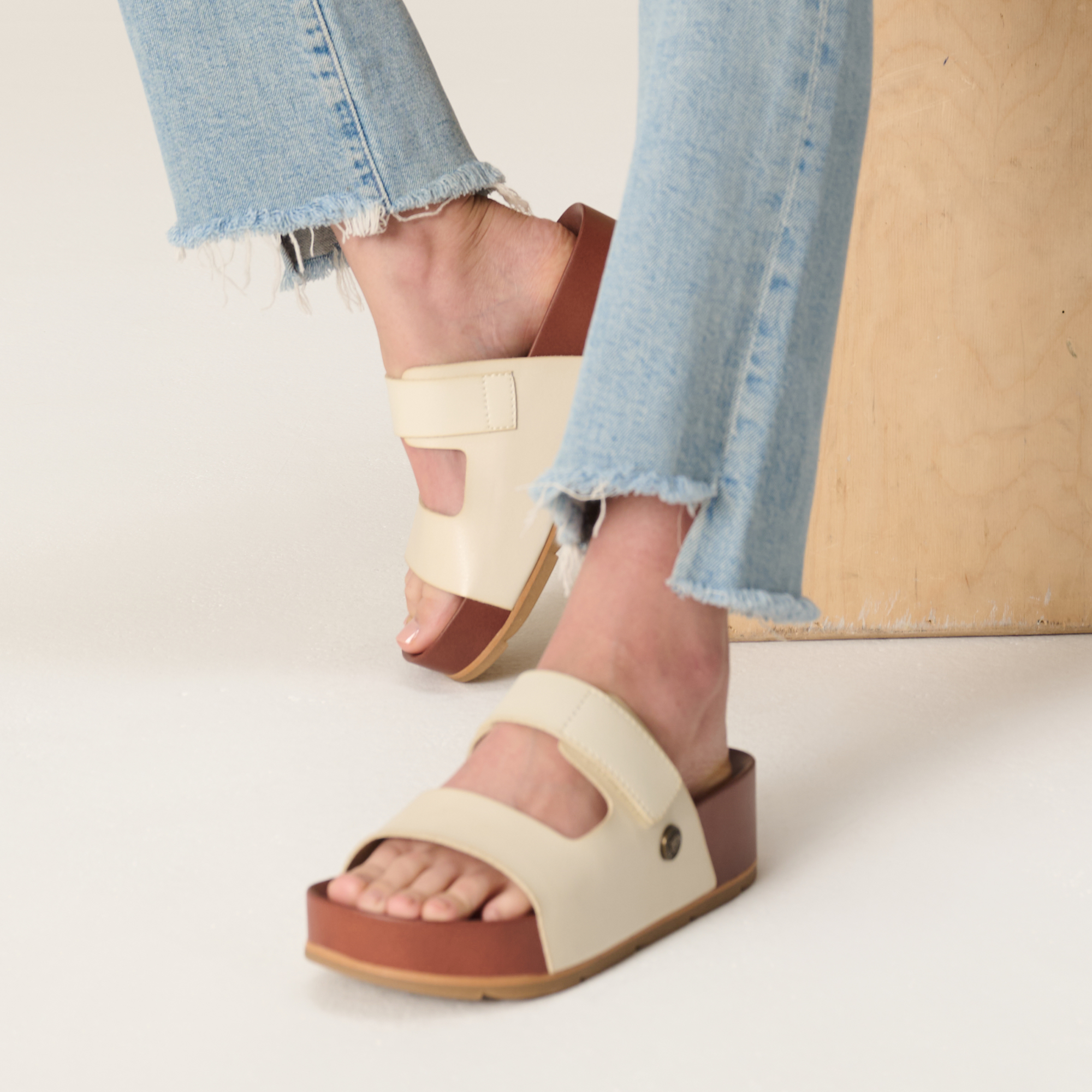 Women's | Non-Slip Platform Sandals | Lightweight - Prime