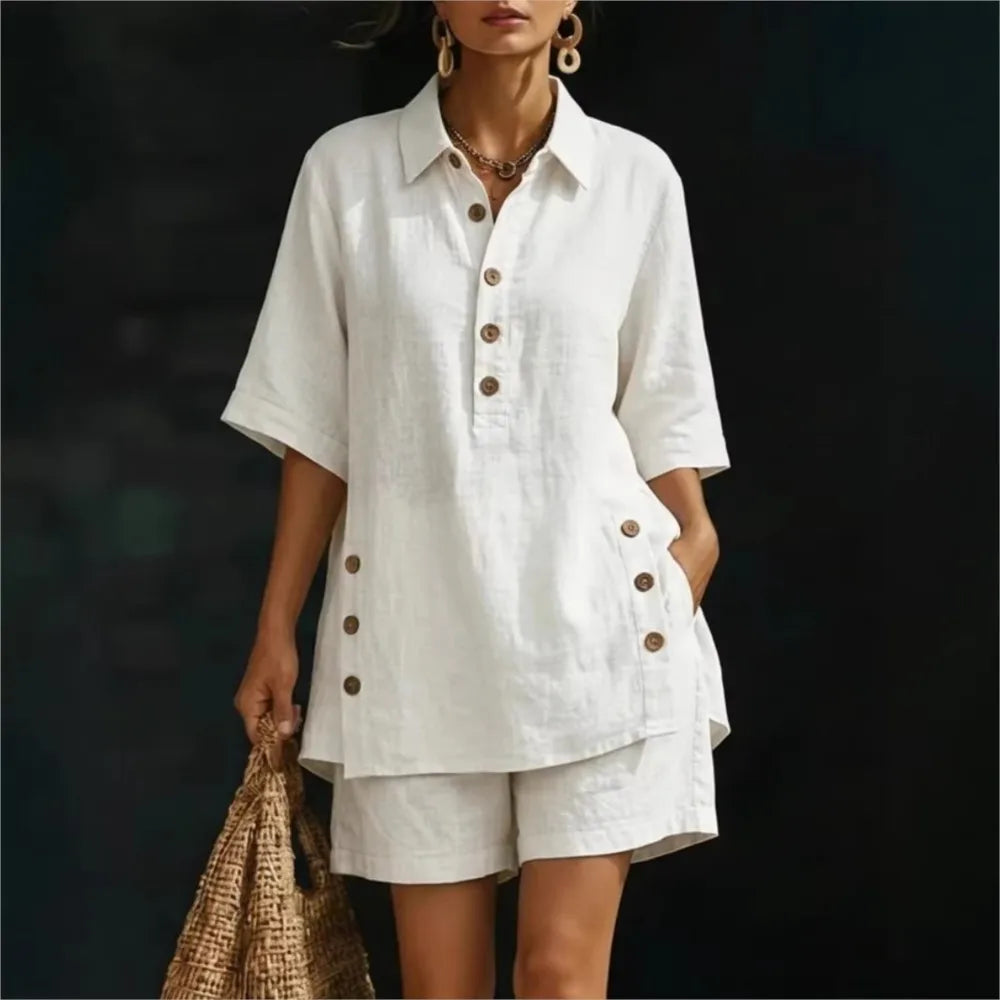 Solena | Camicia corta a maniche corte con collo a revers e pantaloni con tasche a fessura