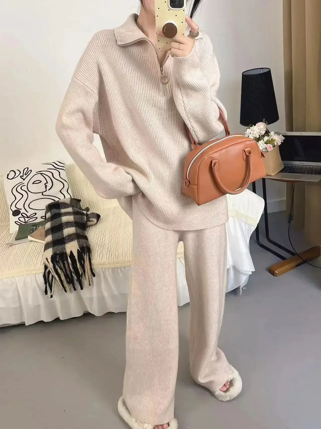 ABBY Set: Softness and Style for Your Winter Days - Luxe Atire