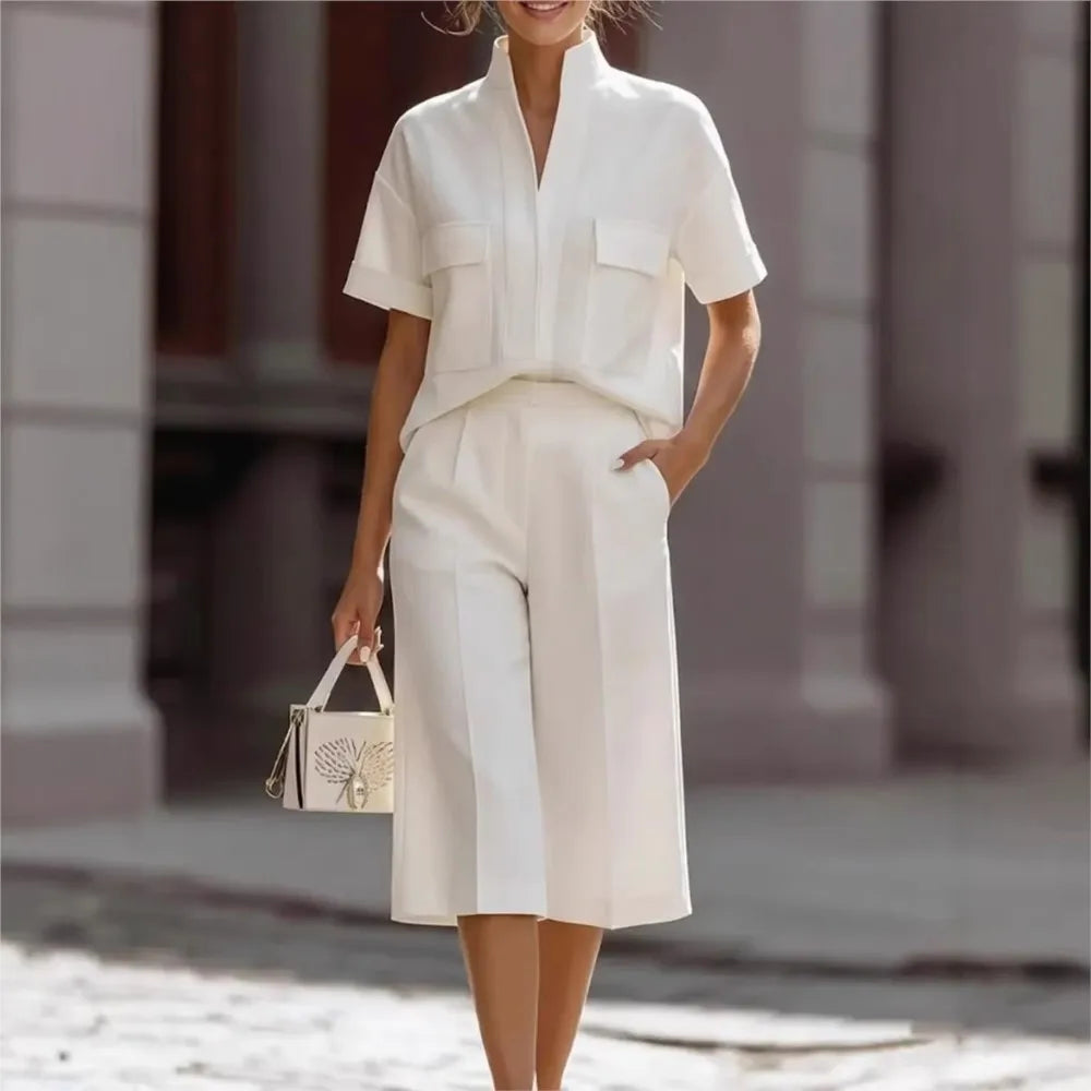 Luisa | Camicia a maniche corte con colletto e pantaloni corti casual