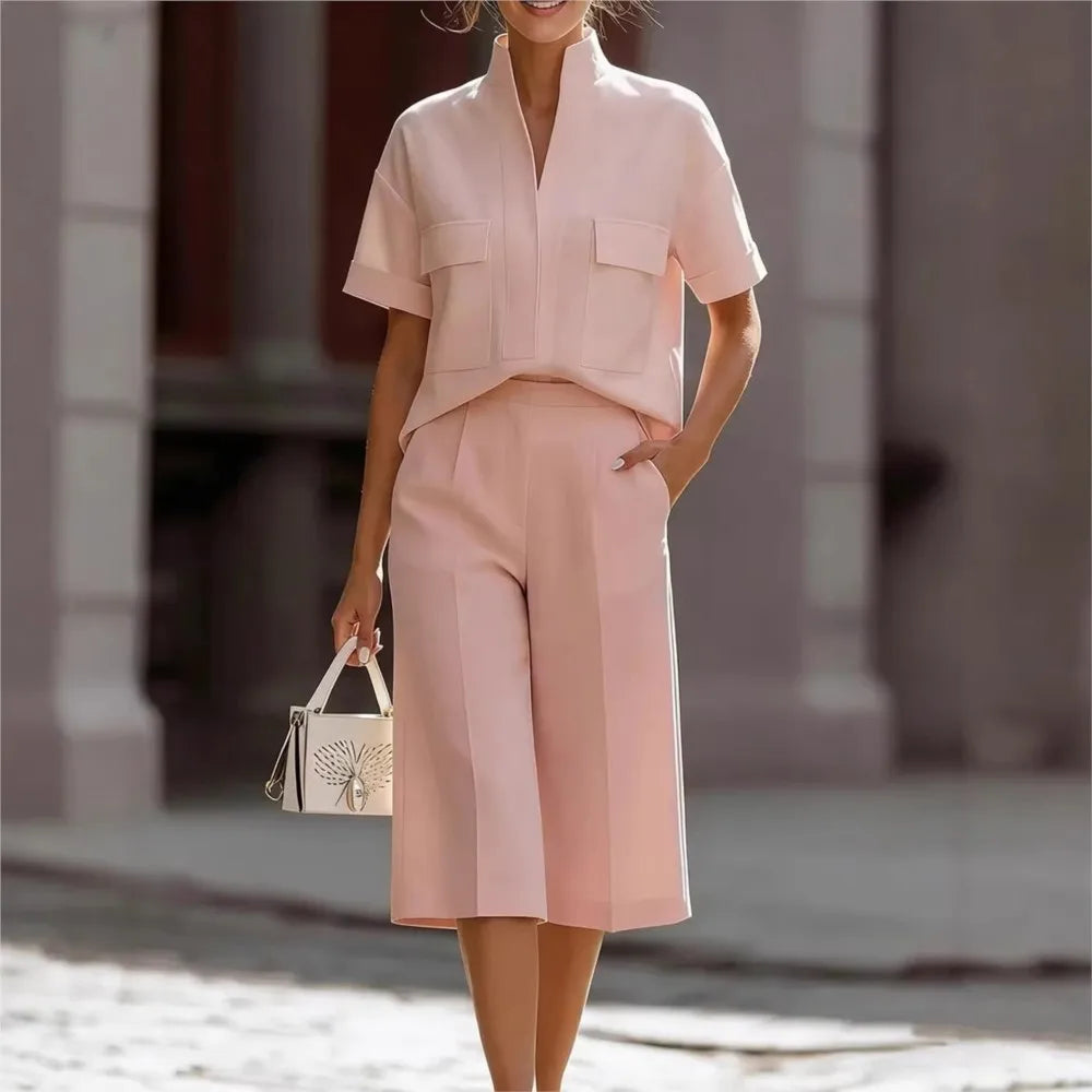 Luisa | Camicia a maniche corte con colletto e pantaloni corti casual