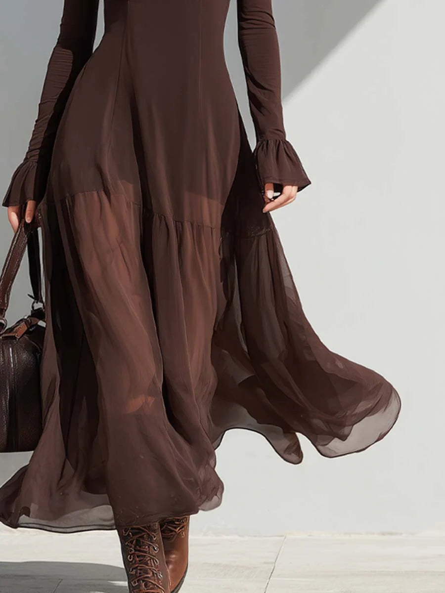 Abito midi svasato vintage con maniche trasparenti e scollo quadrato