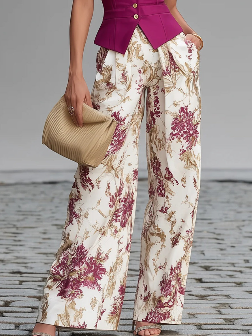 Completo top senza maniche rosa cipria e pantaloni a gamba larga stampati a fiori