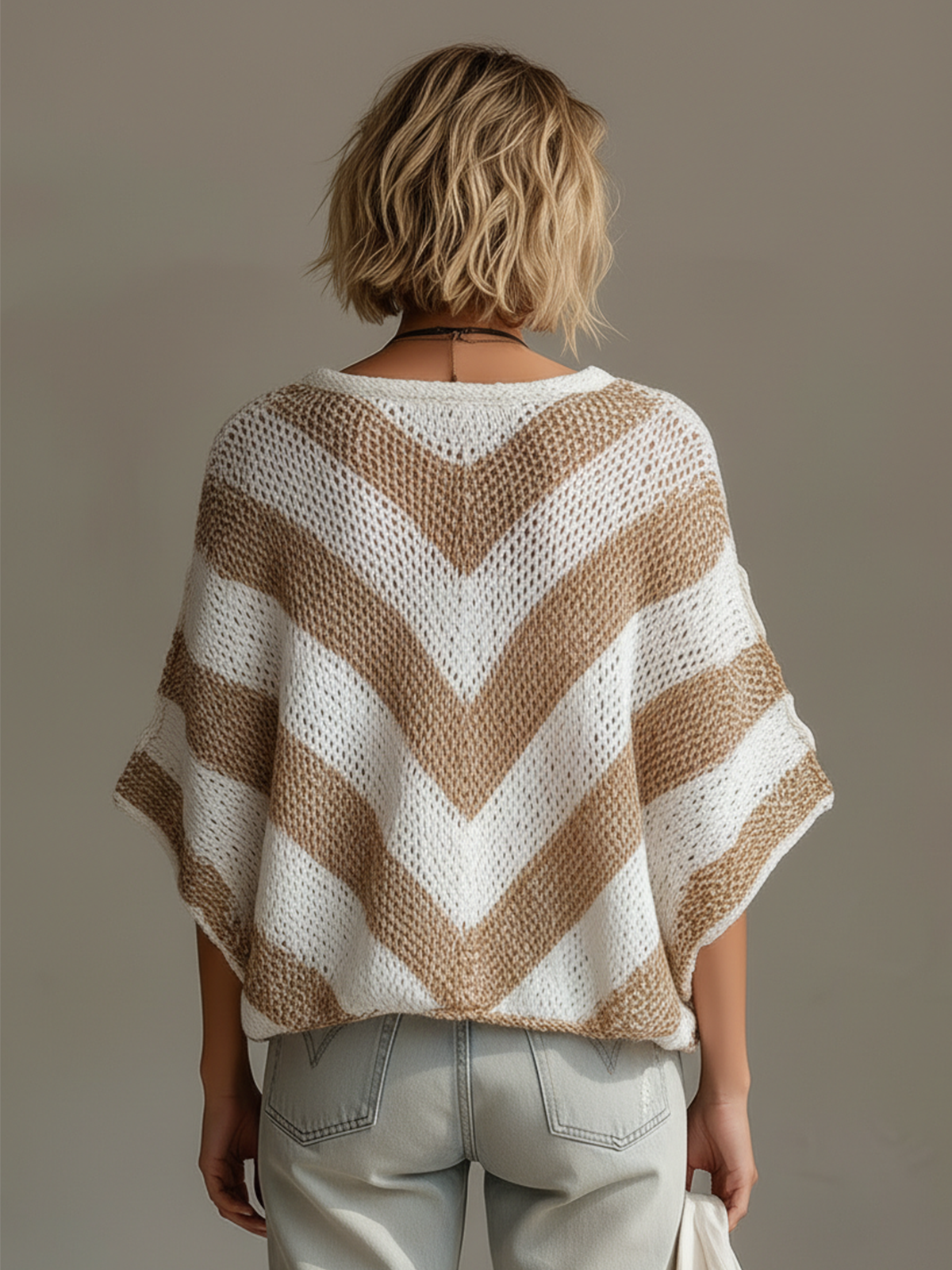 Chic Casual White-Beige Stripes V-neck Short-sleeved Loose-Fit Knit Sweater