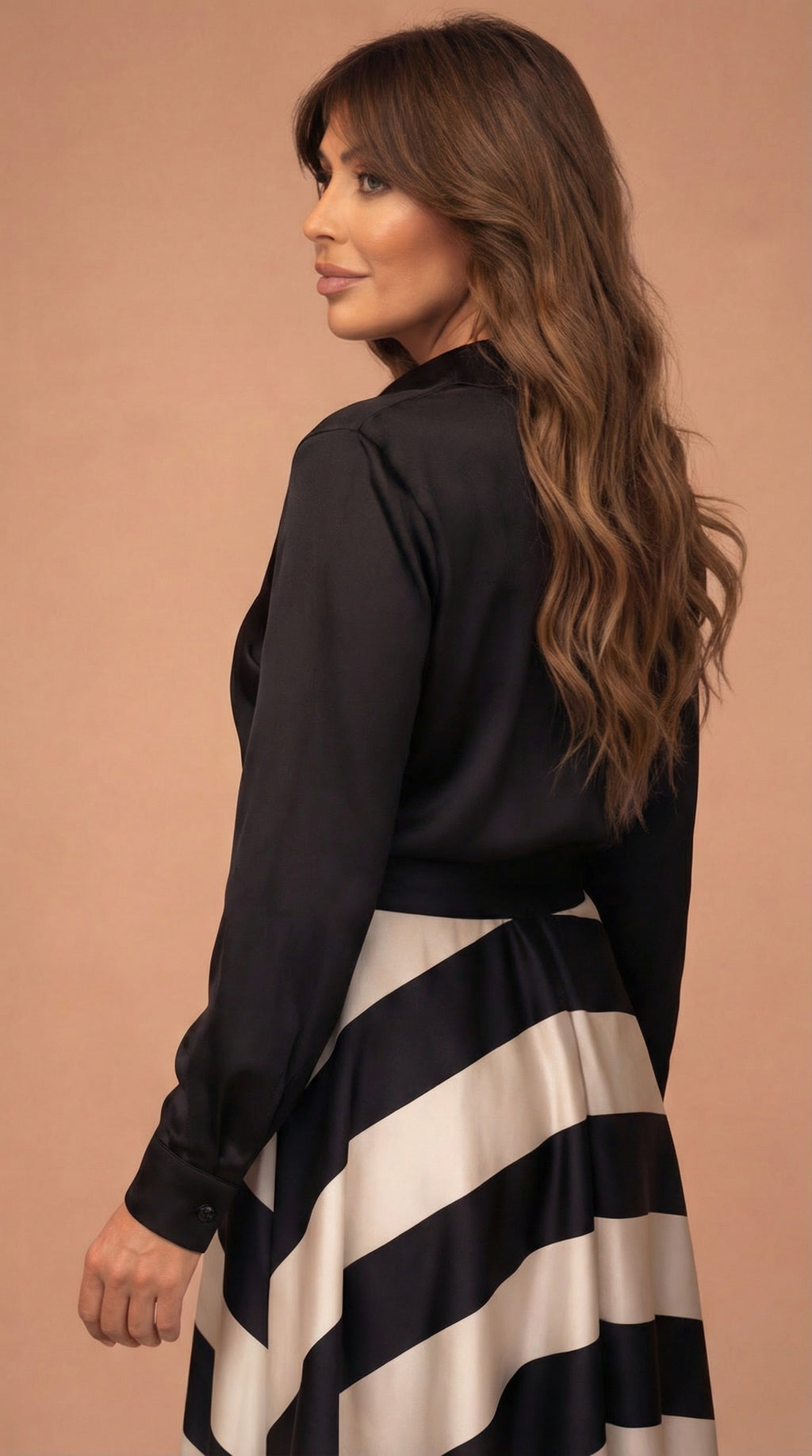 Rioja Dress – Elegant with Bow