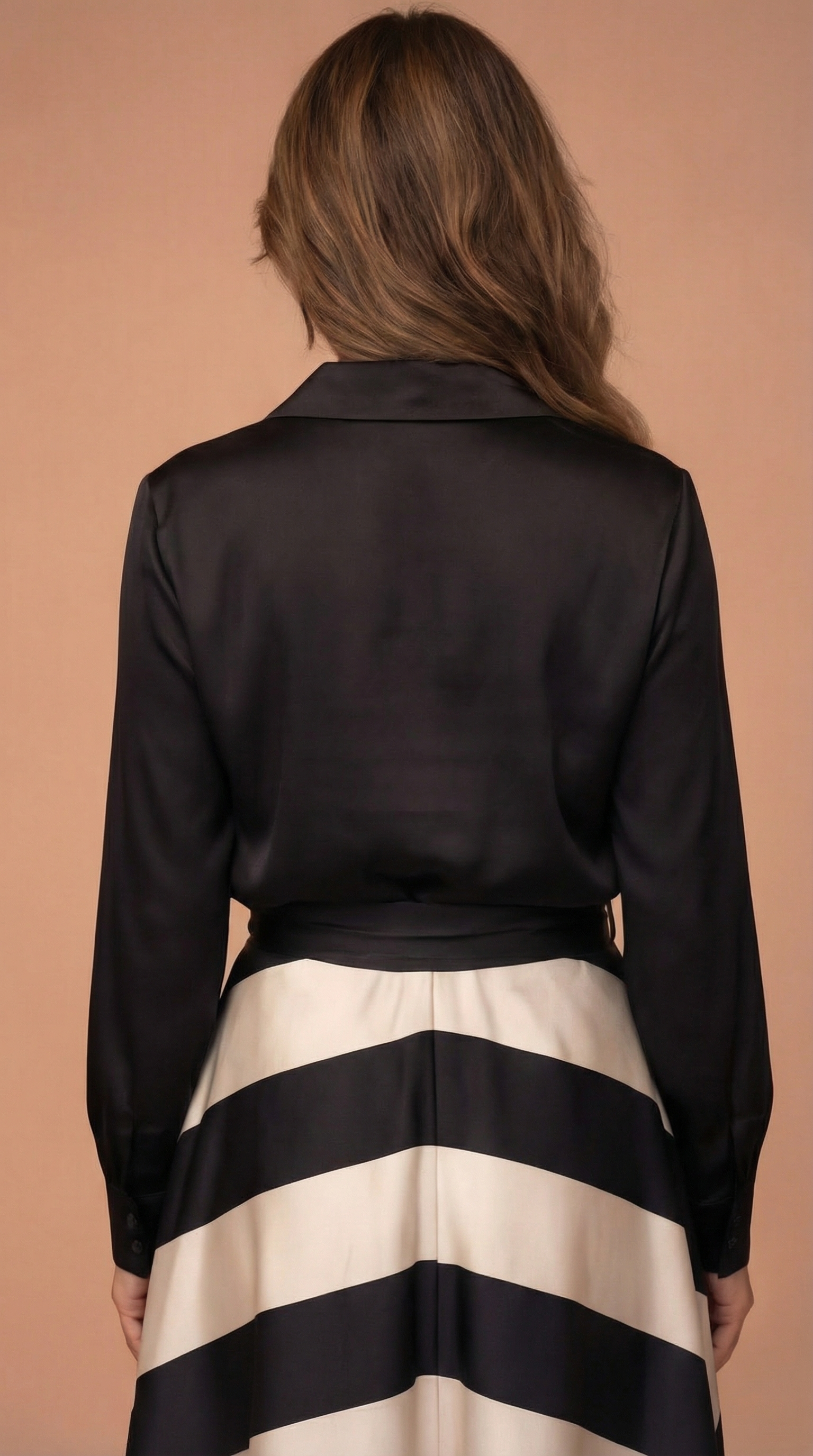 Rioja Dress – Elegant with Bow