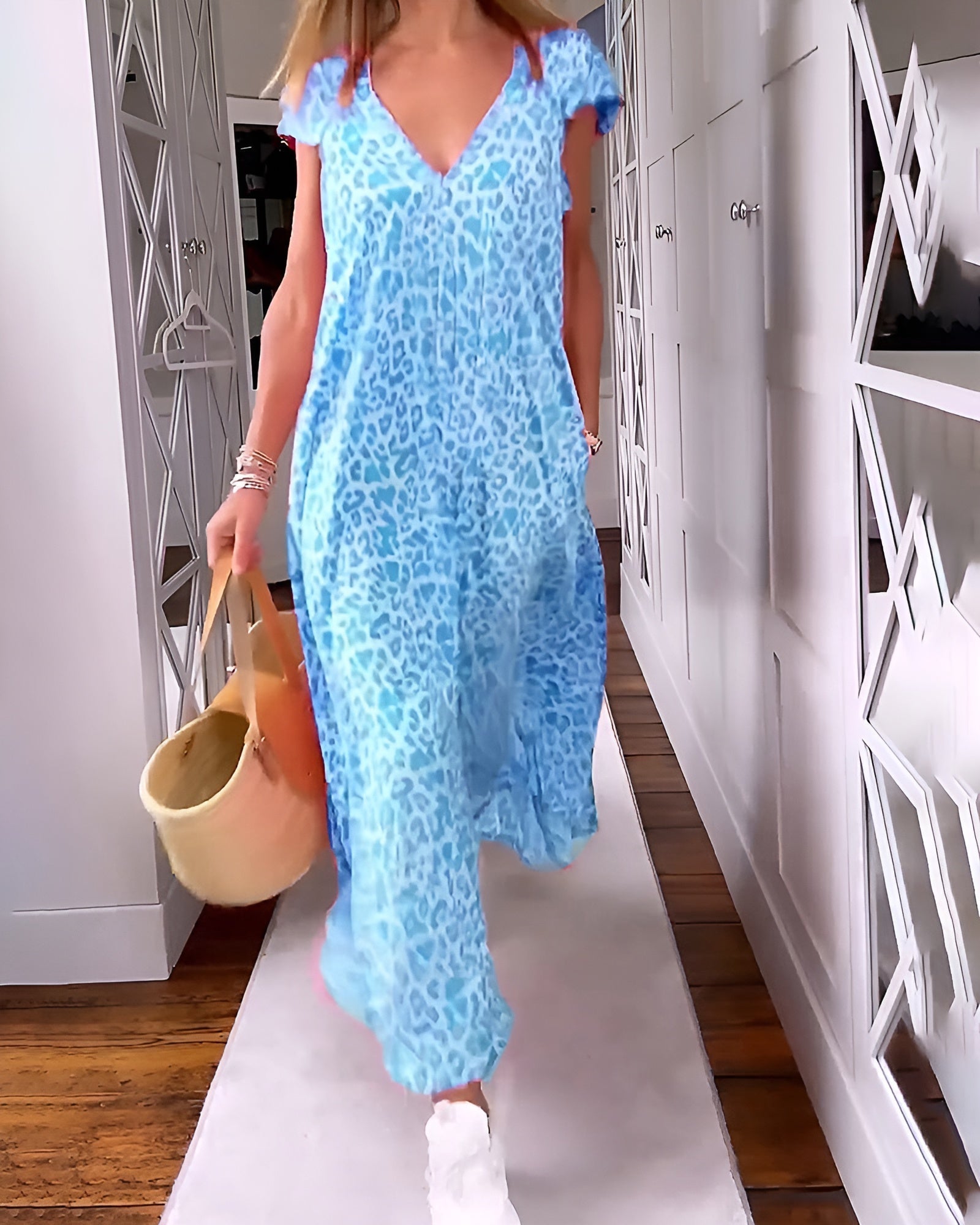 VÉRONIQUE | LONG DRESS WITH V - NECK AND SHORT SLEEVES - Rossis Family Boutique Miami