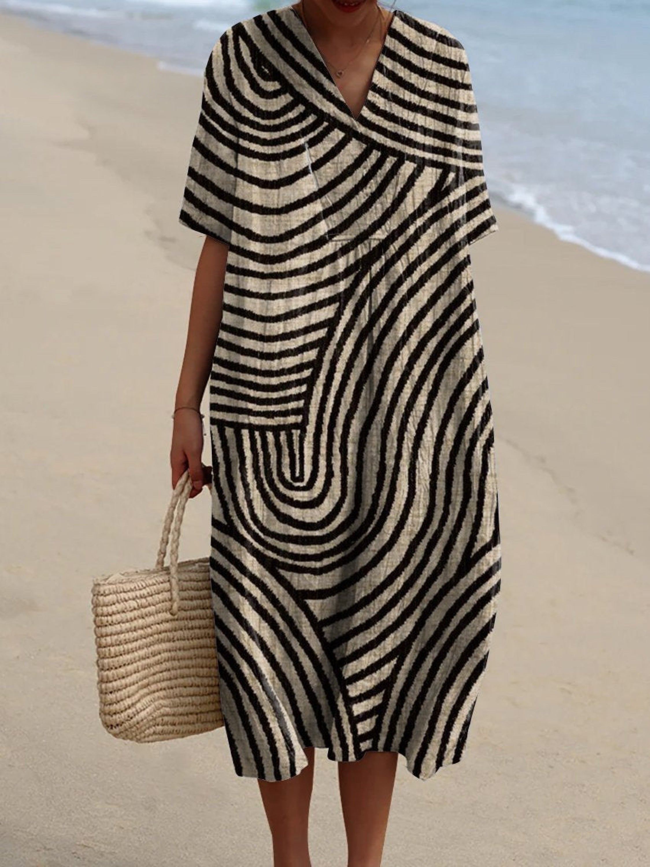 Jinte - Graphic Dress