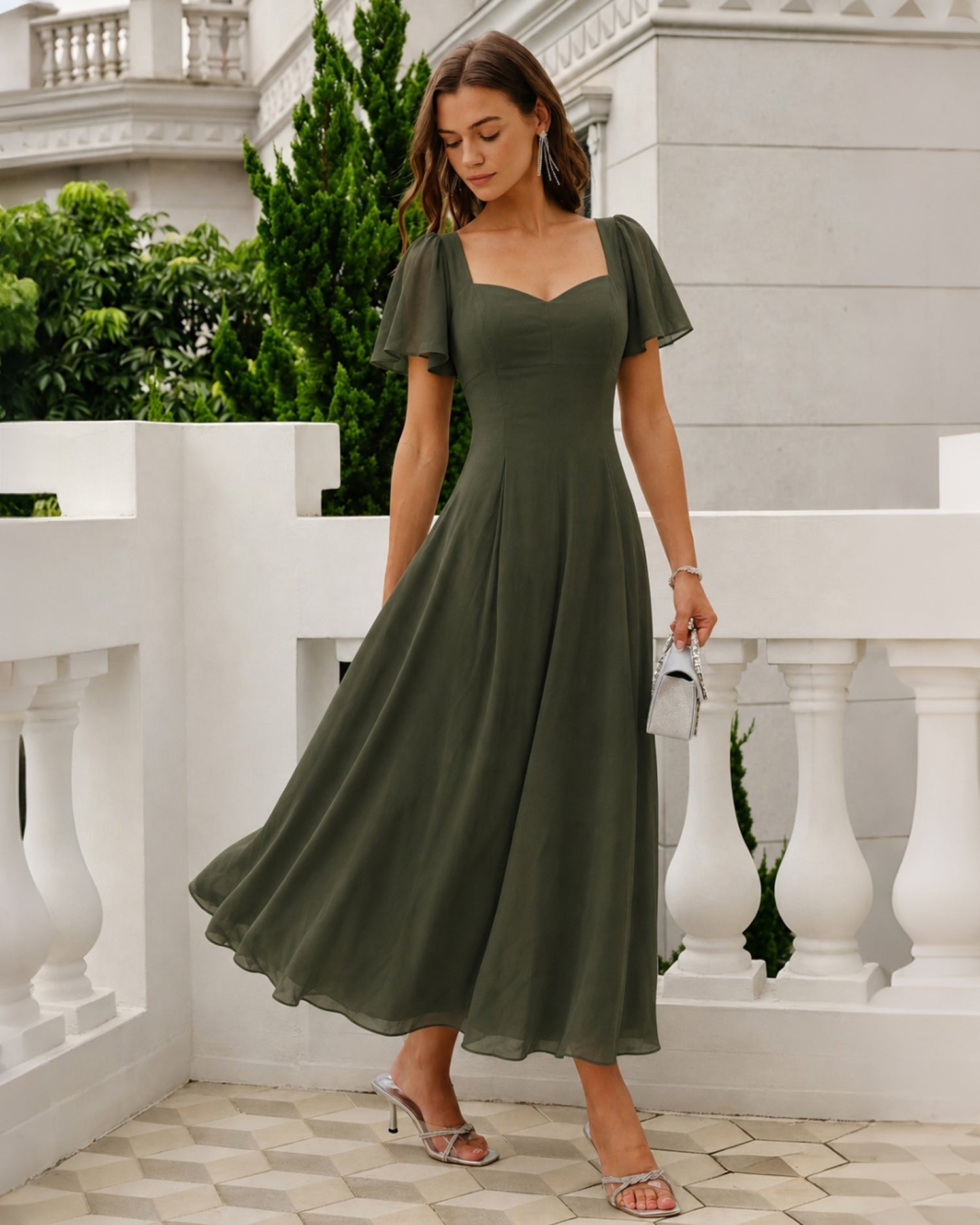 Green Chiffon Maxi Dress with Sweetheart Neckline